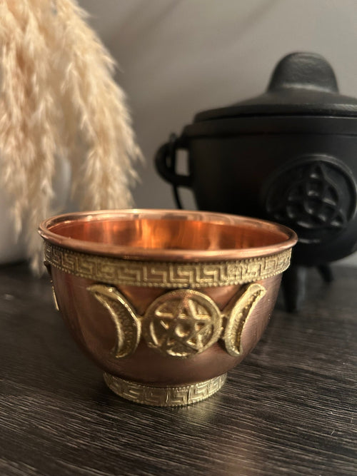Bol d’autel Triple Lune en cuivre – Pour rituels, offrandes, encens et sorcellerie - Enchantement et Sortilèges