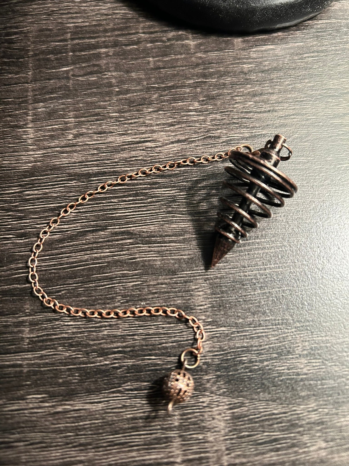 Pendule de divination en métal bronze – Radiesthésie, chakras et travail énergétique - Enchantement et Sortilèges